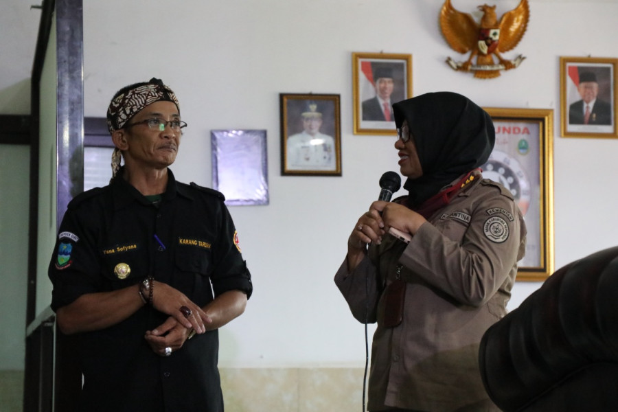 Monitoring dan Evaluasi Penanganan PMK di Desa Cikandang, Kecamatan Cikajang, Kabupaten Garut, Provinsi Jawa Barat, Kamis (20/10).