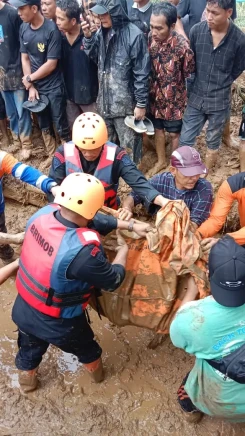 Empat Warga Meninggal Dunia Akibat Tanah Longsor di Kabupaten Padang Lawas