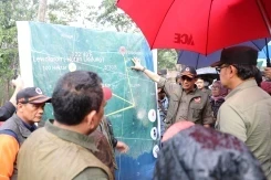 Kembali ke Flores Timur, Kepala BNPB Dampingi Menko PMK Pantau Penanganan Pengungsi