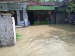 Banjir Melanda Kabupaten Gresik, Ribuan Rumah Terendam