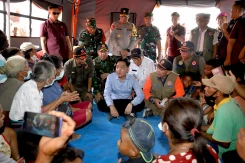 Wapres RI Tinjau Lapangan Minta Pengungsi Kelompok Rentan Menjadi Prioritas Penanganan