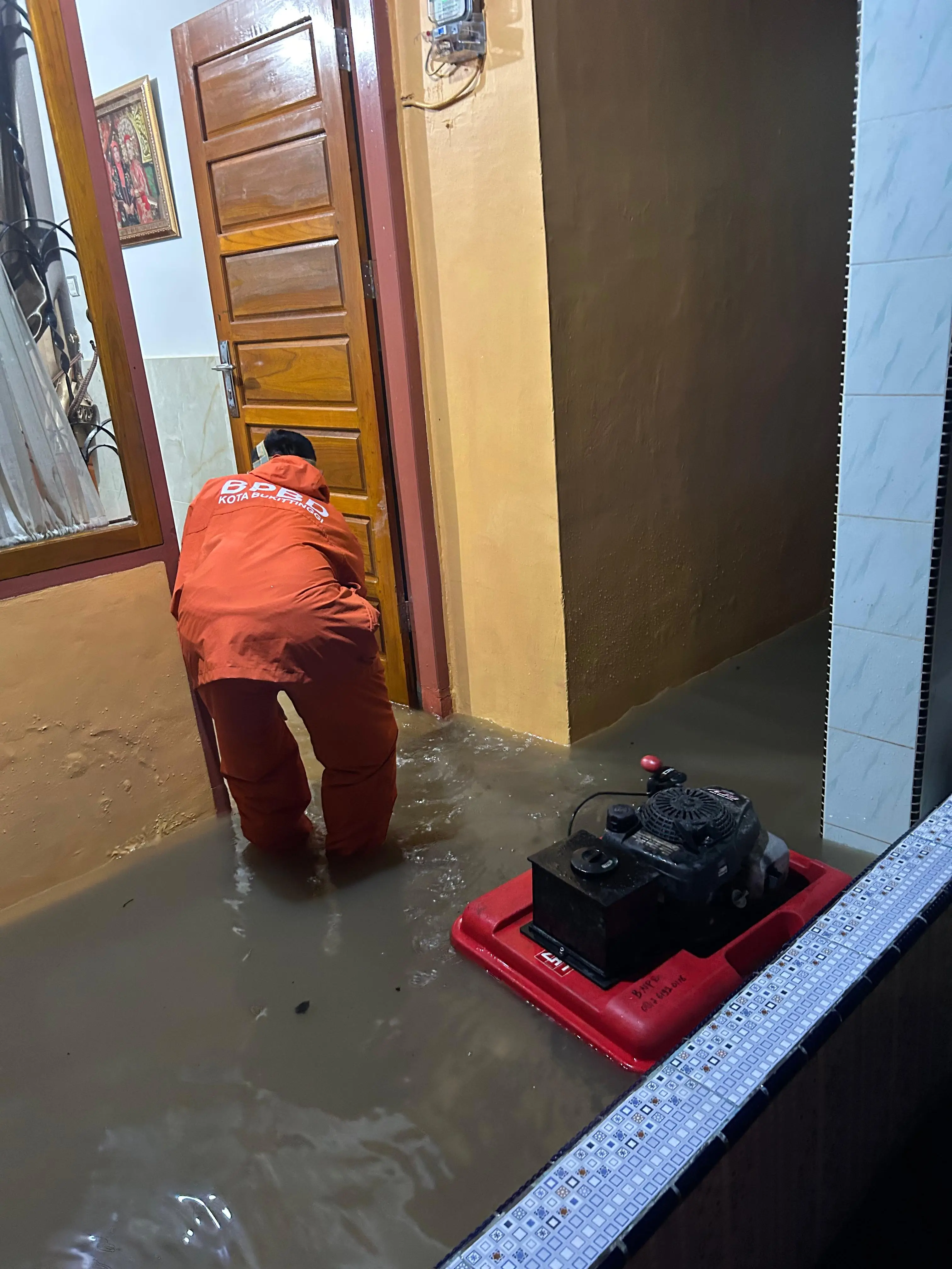 Banjir Kota Bukittinggi Surut