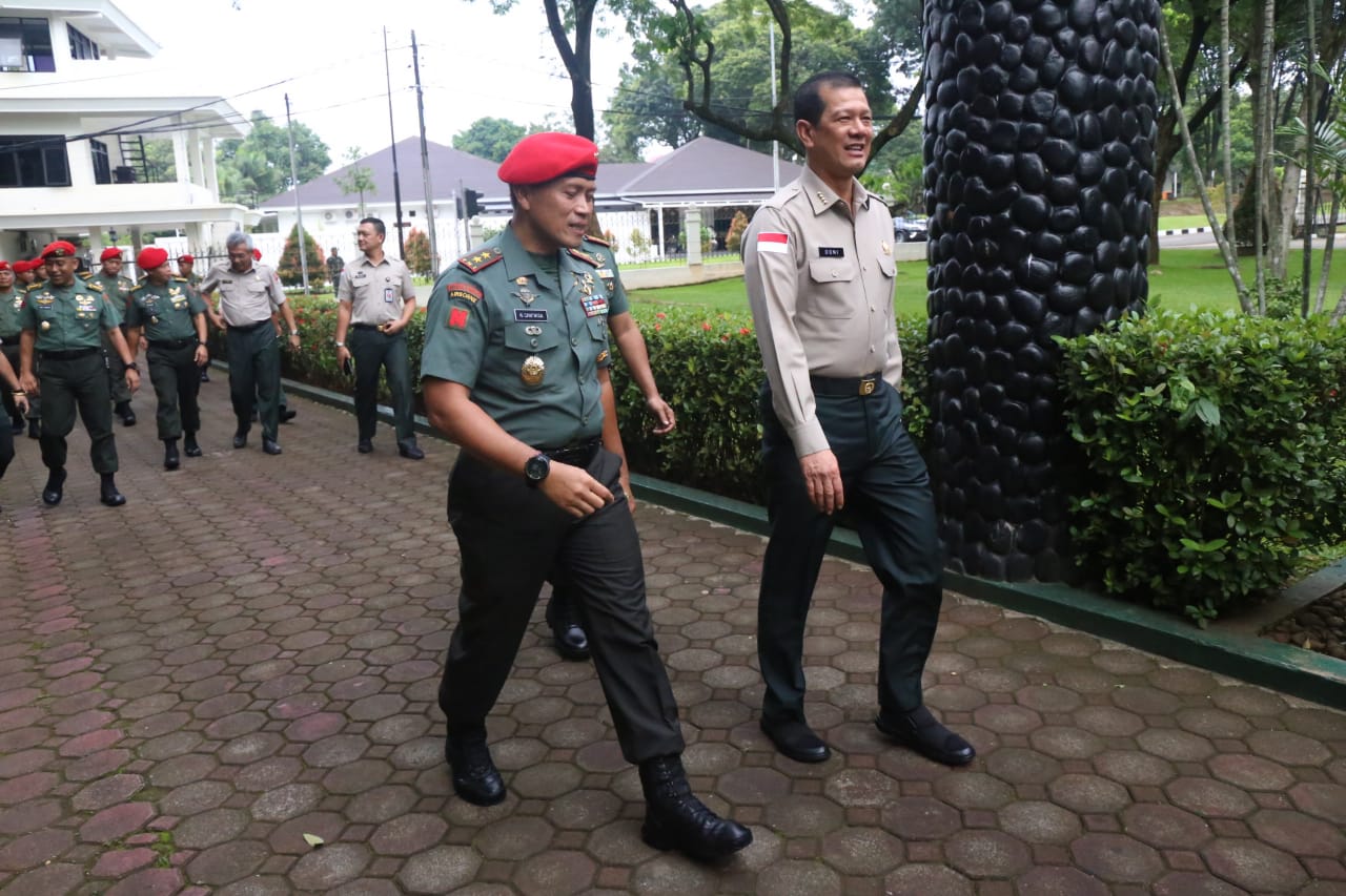 TNI Komponen Pendukung dalam Penanggulangan Bencana