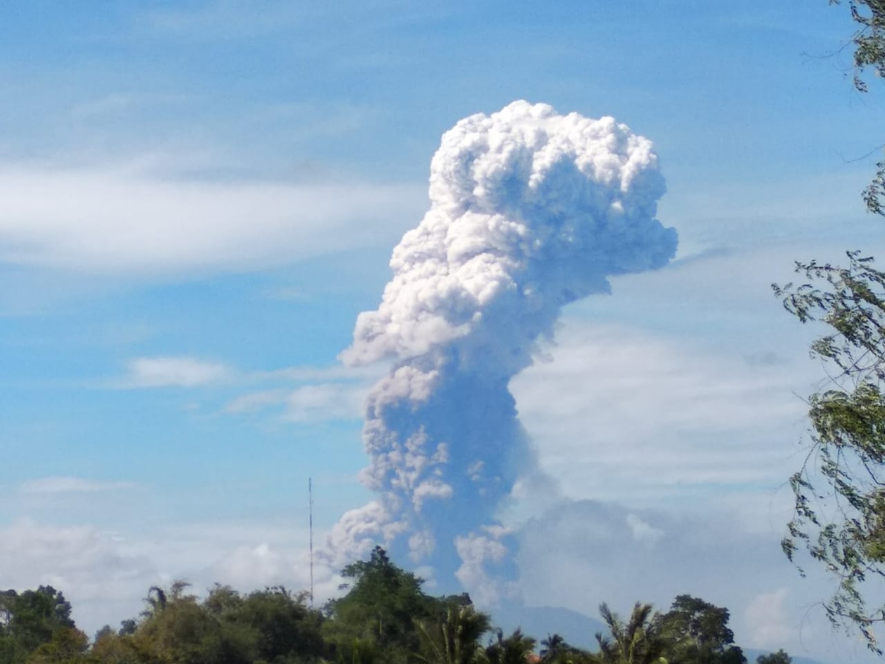 Gunung Soputan Meletus Hingga Tinggi Kolom Abu Vulkanik 4 Km