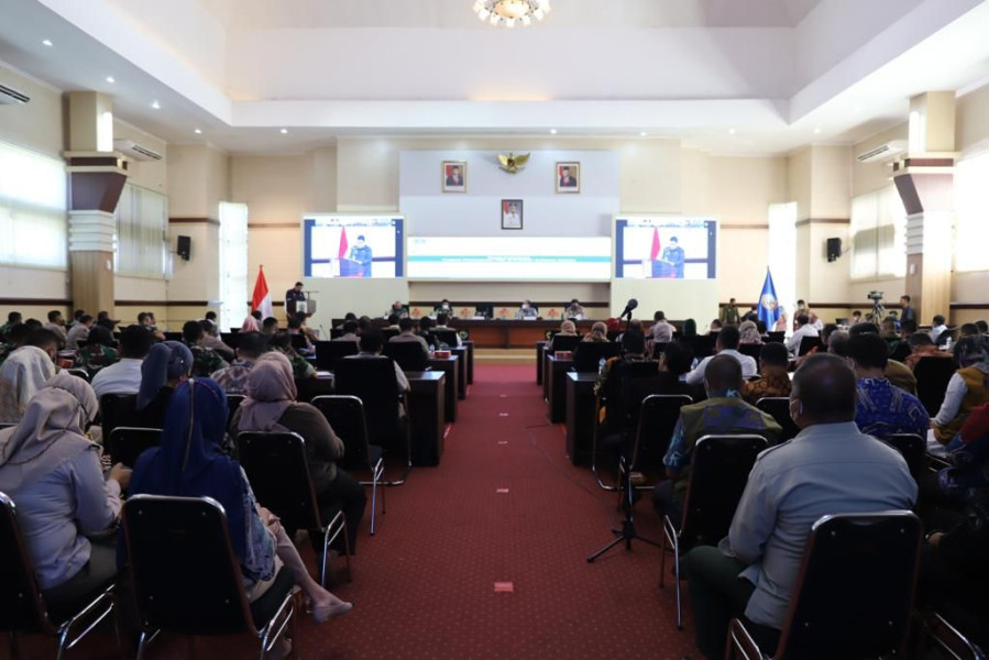 Rapat Koordinasi Penanganan Penyakit Mulut dan Kuku (PMK) di Kantor Gubernur Sulawesi Selatan, Jumat (19/8).