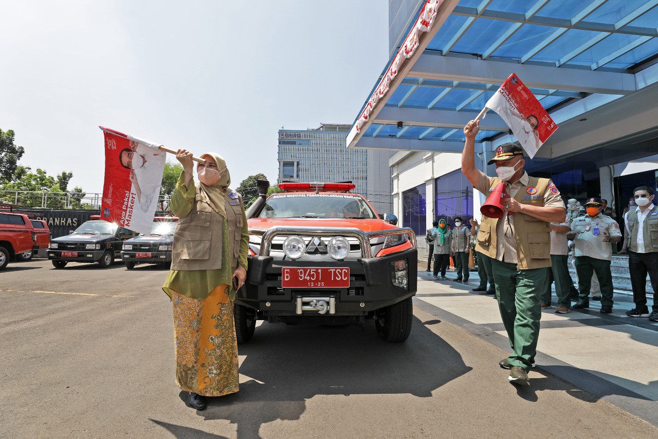 Ketua Satgas Melepas Gerakan Mobil Masker Untuk Masyarakat Serentak di Wilayah Jakarta