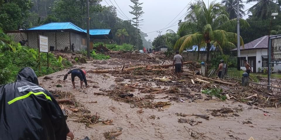 Curah Hujan Tinggi Picu Banjir di Dua Kabupaten di Papua