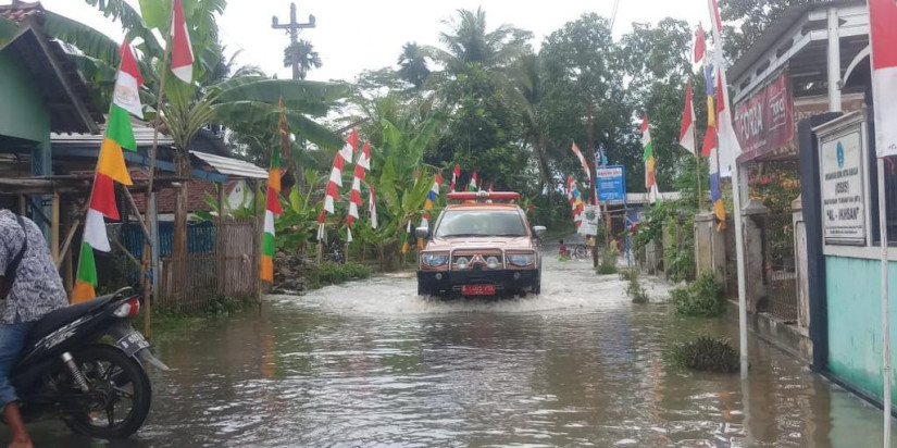 Hujan Semalaman, Banjir dan Longsor Melanda Wilayah Cilacap