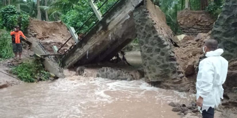 Satu Jembatan Rusak Berat setelah Hujan Lebat Guyur Dua Kecamatan di Kabupaten Pohuwato