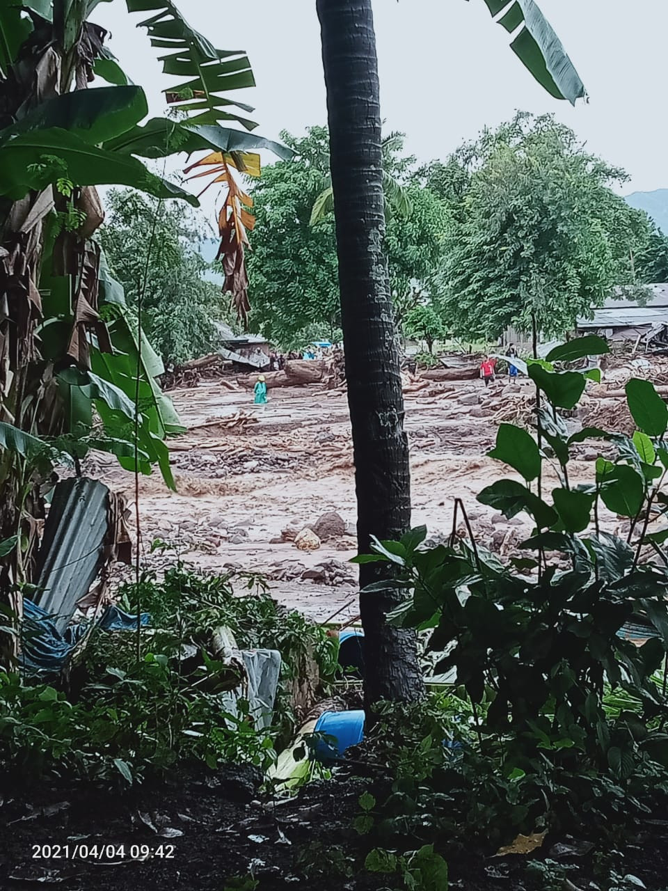 [Update] - Sebanyak 23 Warga Meninggal Dunia Ditemukan Pascabanjir Bandang Flores Timur