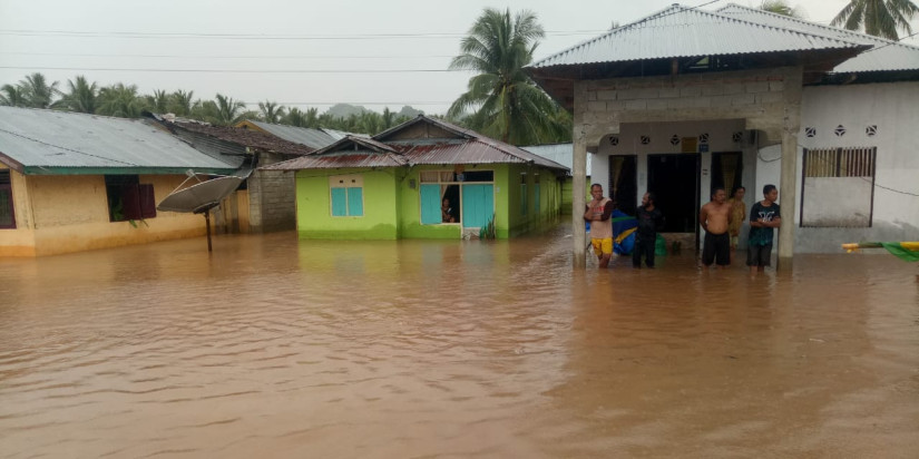 Sebanyak 40 Rumah Warga dan Lahan Pertanian di Pohuwato Terendam Banjir