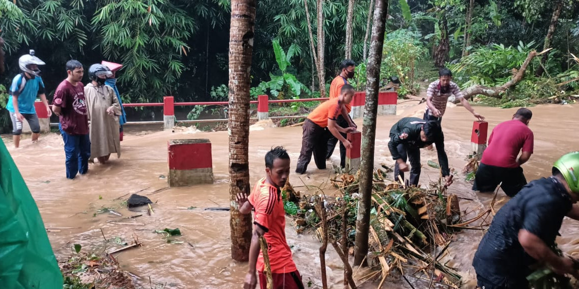 Luapan Sungai Kali Paruk Sebabkan Banjir di Kabupaten Banyumas