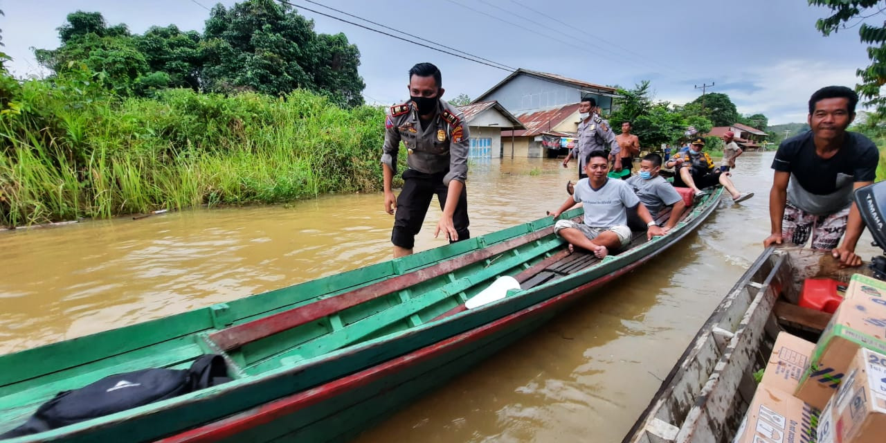 Banjir Landa Sembilan Kecamatan di Sintang, Bupati Tetapkan Status Tanggap Darurat 14 Hari