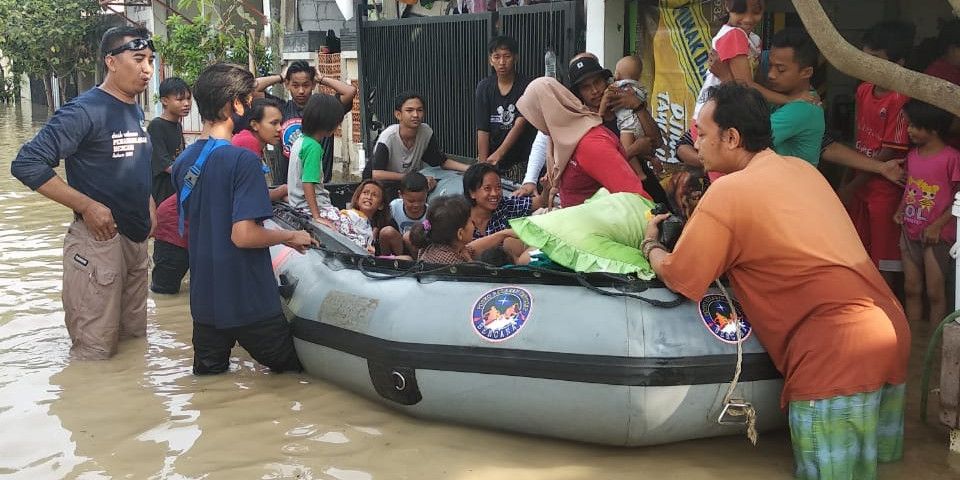 Dua Kecamatan Tergenang Akibat Luapan Sungai Bekasi