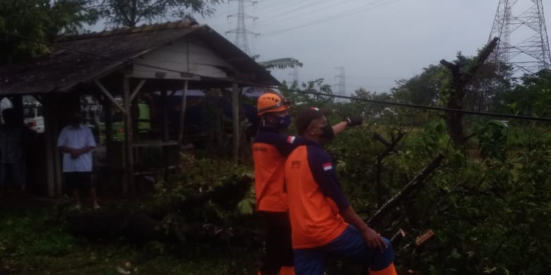 Sebanyak 31 Rumah Warga Kabupaten Batang Rusak Akibat Angin Kencang