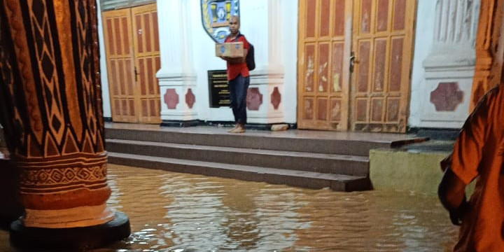 Penanganan Darurat Pascabencana Banjir dan Longsor Kota Sorong Masih Berlangsung