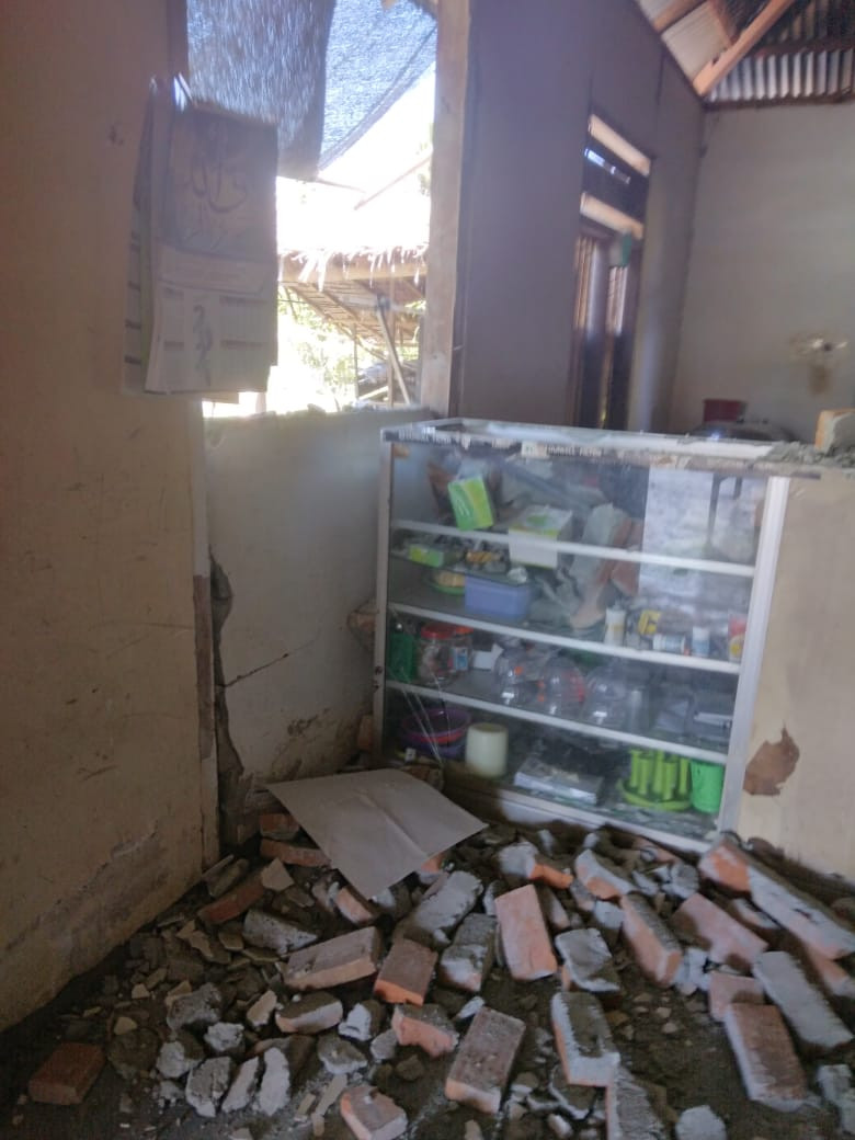 [Update] - Sebanyak 21 Rumah Warga Tojo Una-Una Rusak Akibat Gempa M5,8