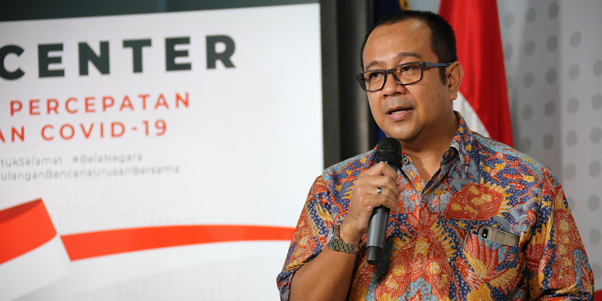PD Pasar Jaya Pantau Pengunjung Pasar Cegah Penularan COVID-19