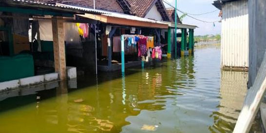 Banjir yang Genangi Rumah Warga Tanggulangain Berangsur Surut