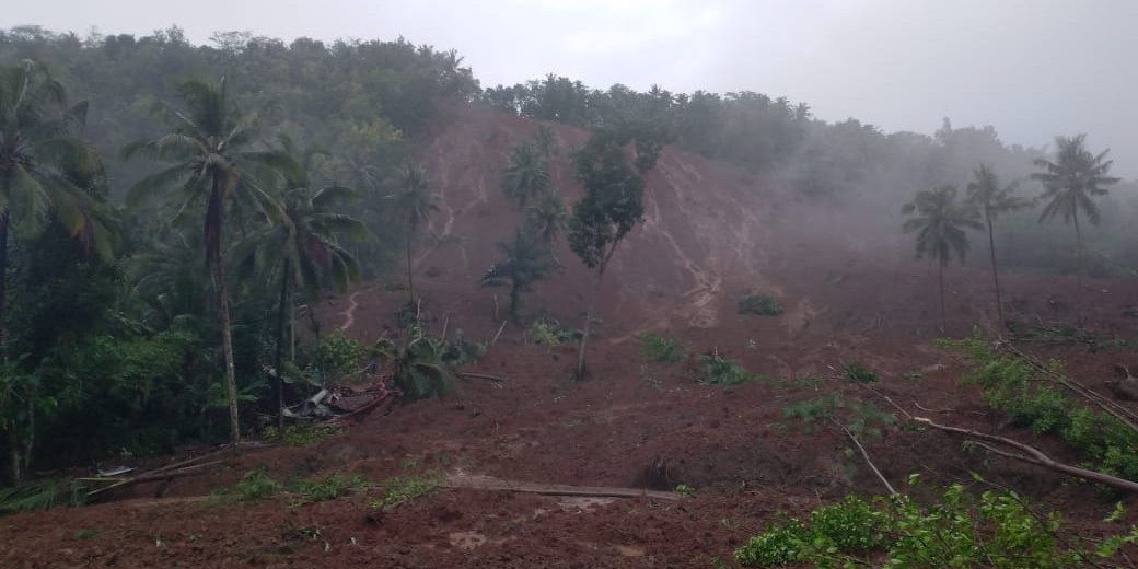 Ratusan Rumah Rusak Akibat Banjir dan Longsor di Kebumen